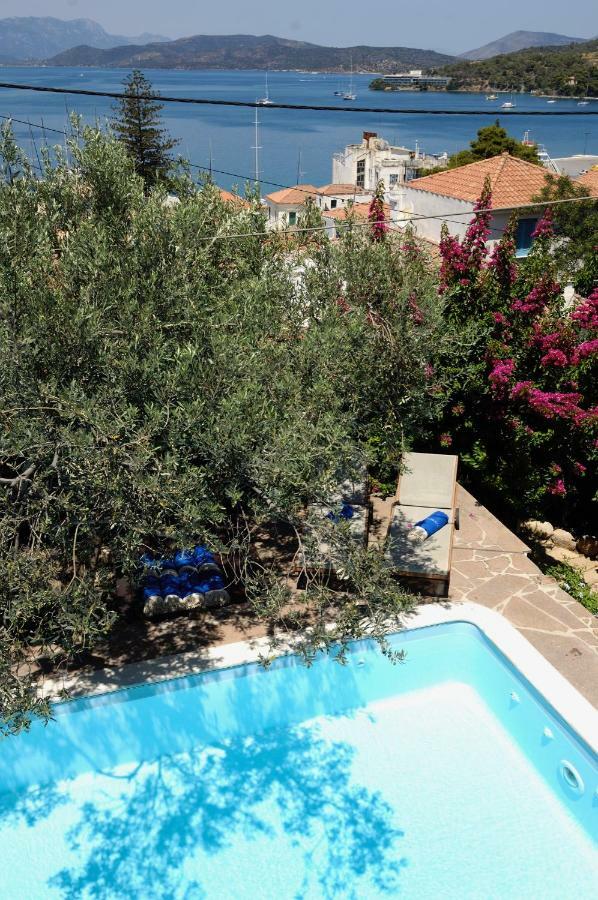 Anemone Residence Poros Town Esterno foto