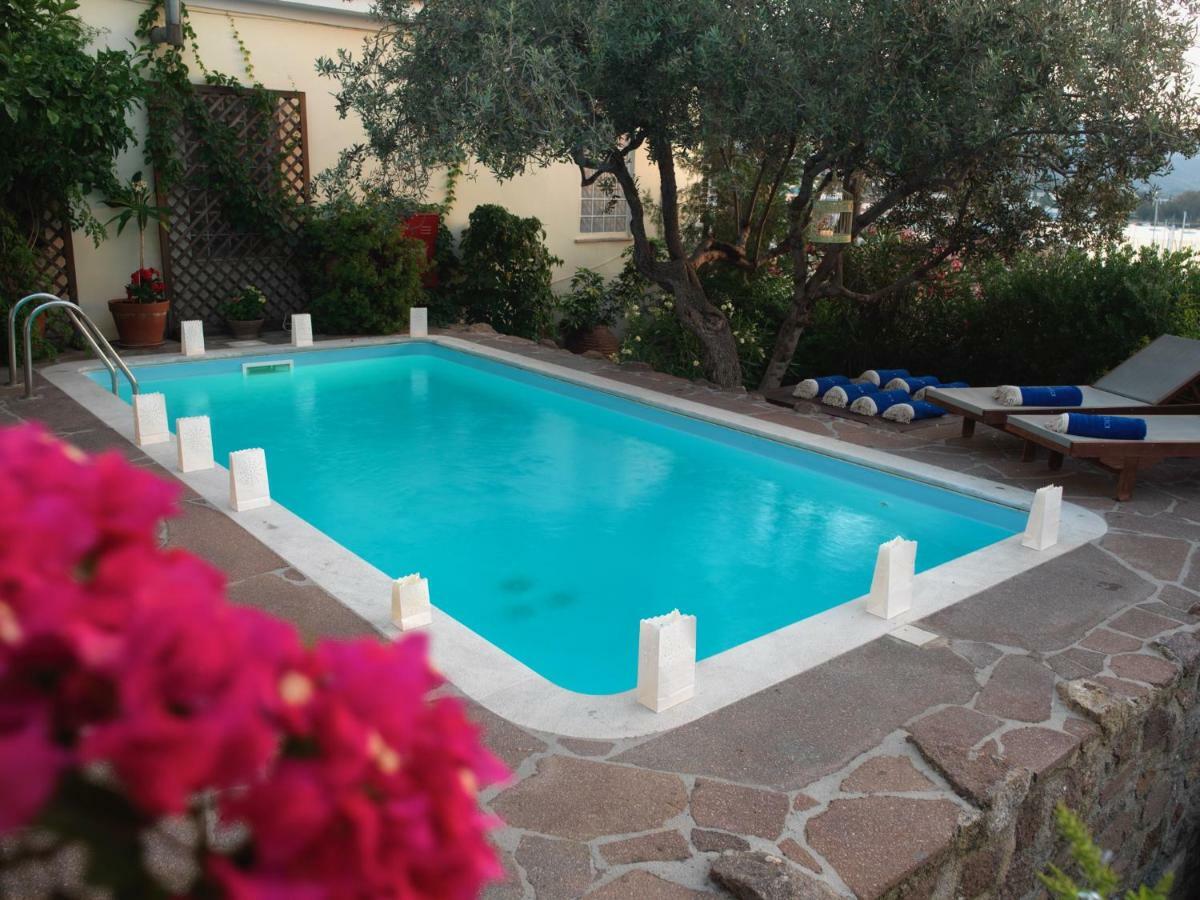 Anemone Residence Poros Town Esterno foto