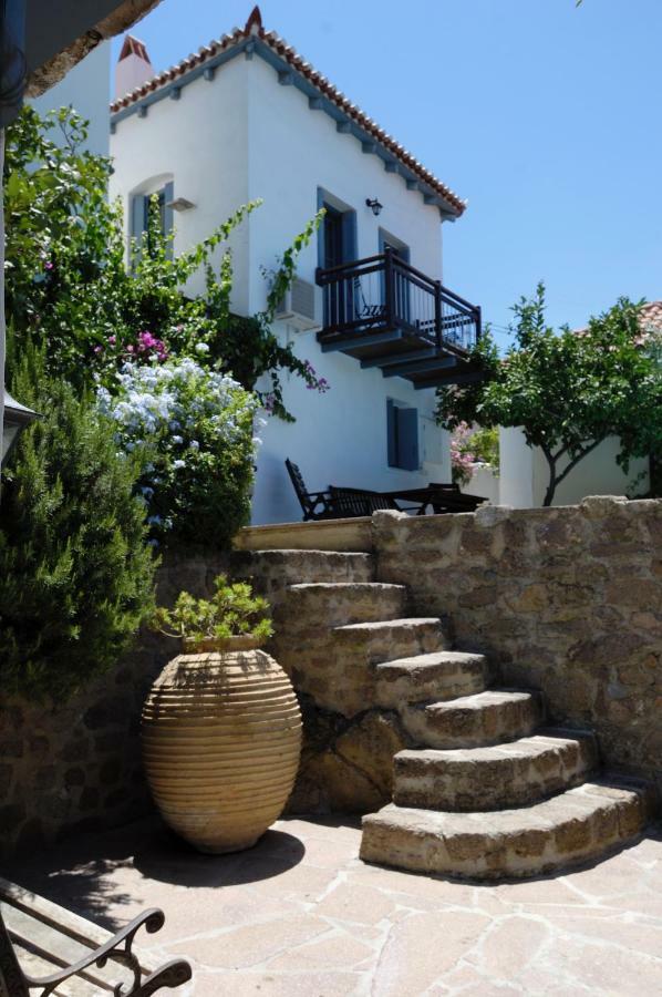 Anemone Residence Poros Town Esterno foto